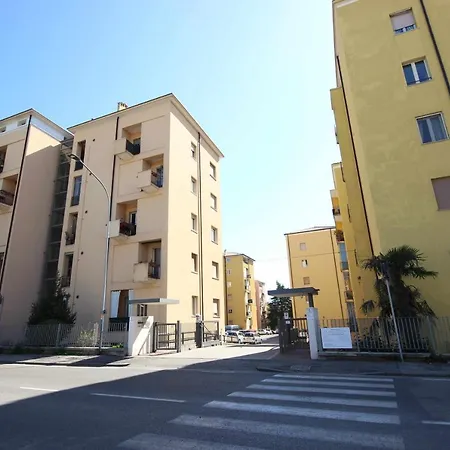 Vr Attico Di Lino * Verona
