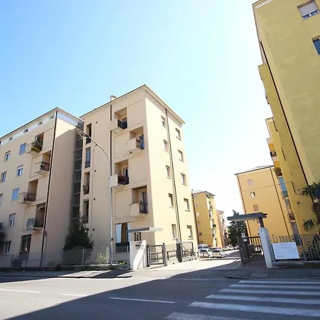 Vr Attico Di Lino * Verona